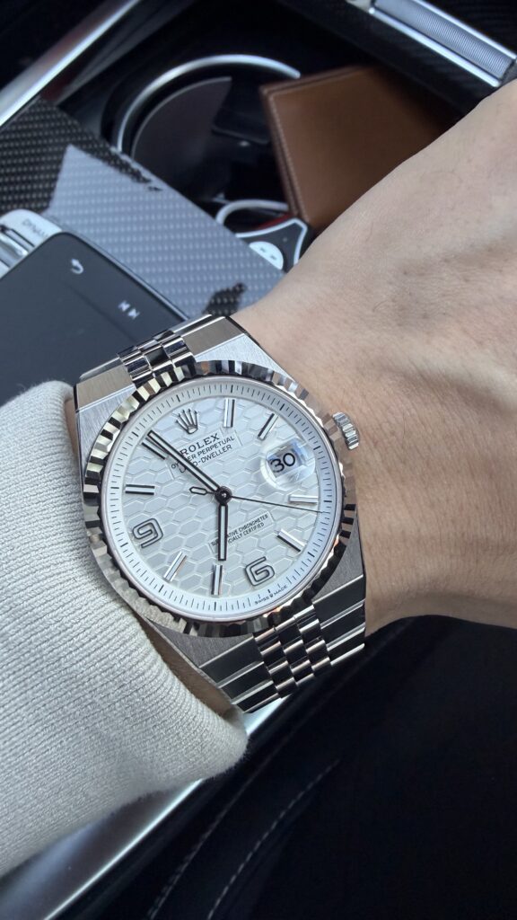 Rolex Land-Dweller 40mm Steel Review: The Rolex That Quietly Won Me Over Img 1326 576x1024