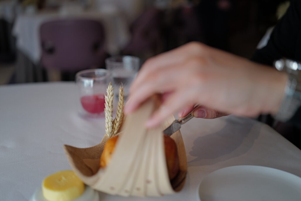 Gordon Ramsay Restaurant Chelsea Review: A Refined Dining Experience in One of London’s Finest Neighbourhoods preview l1011259 1